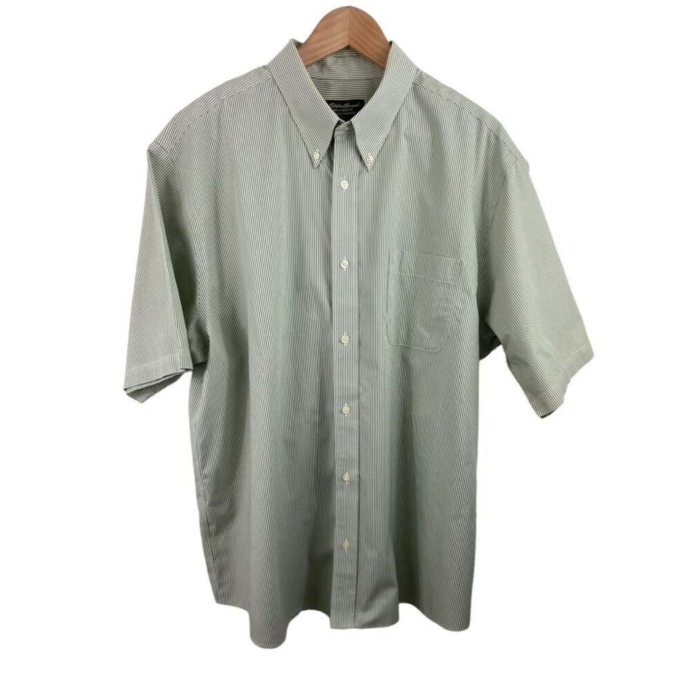 Eddie Bauer Relaxed Fit Men XL Green White Striped Short Sleeve Button Up Shirt